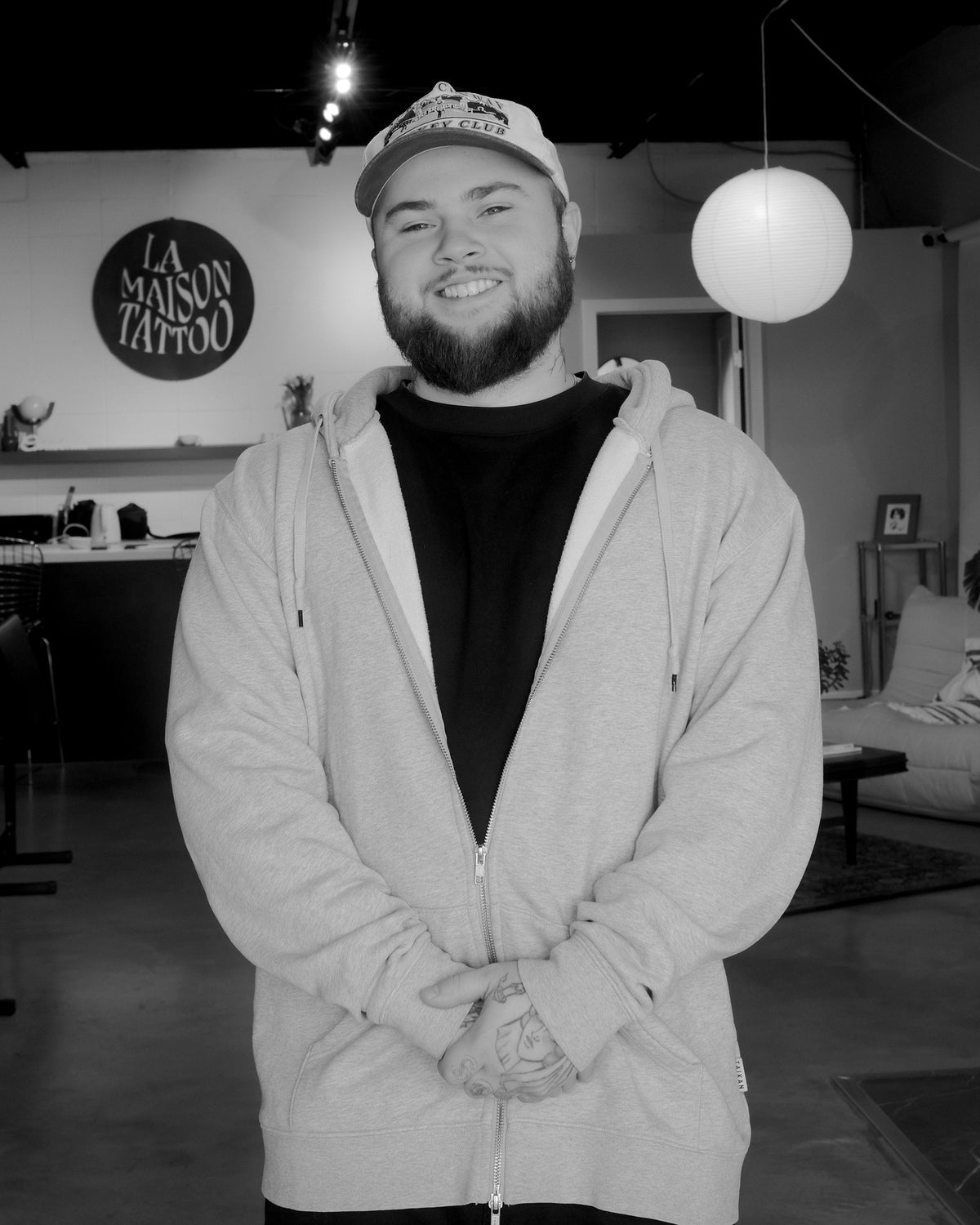 Xavier, artiste résident à La Maison Tattoo