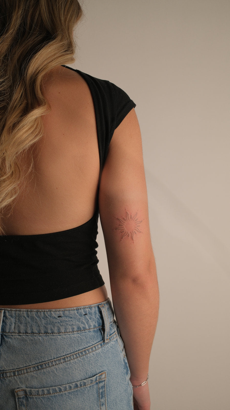 Tatouage par Maylia, La Maison Tattoo