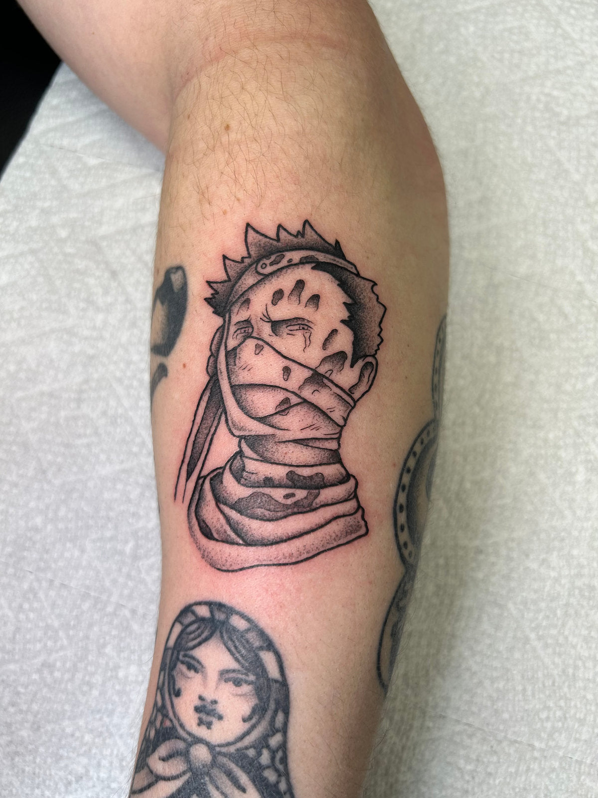 Anime tattoo neo-traditionnel