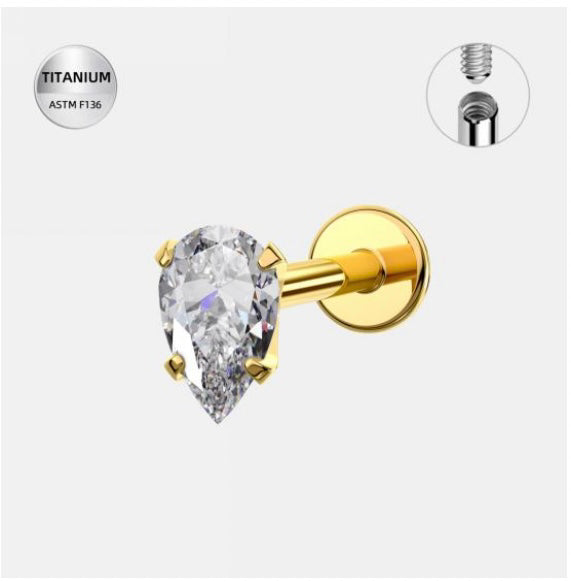 Opaline Diamond Stud